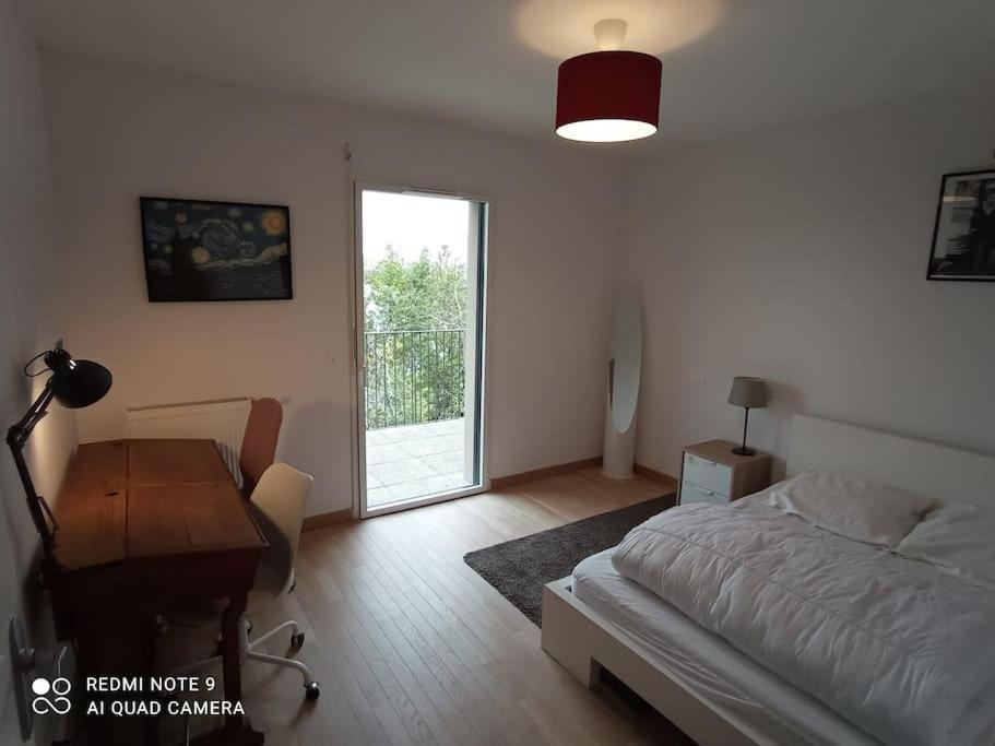Superbe Appartement Avec Balcon Filant Cenon Exterior photo